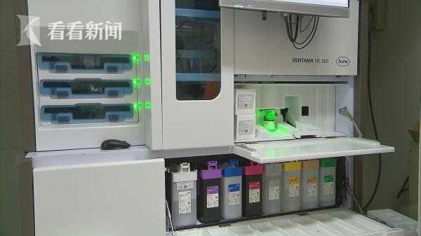 进口博览会医疗器械馆展品投入上海三甲医院使用